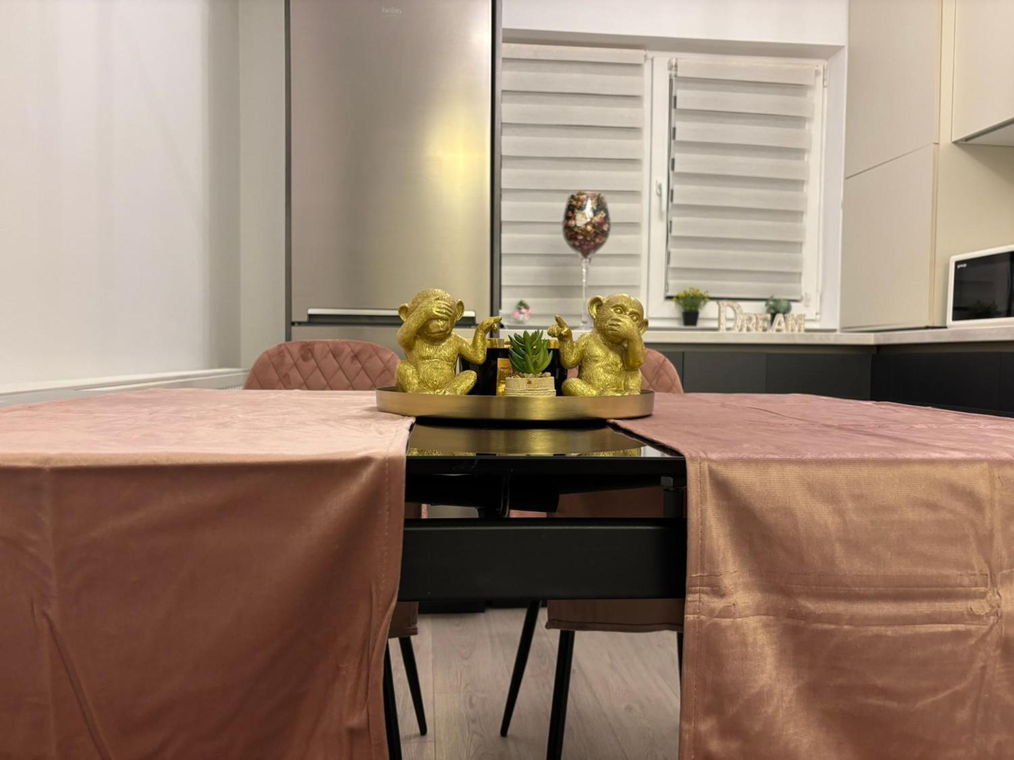 Dream Apartament Bistrita  Luaran gambar